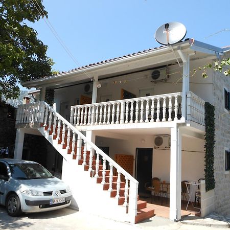 Apartments Vila San Kamenari Luaran gambar